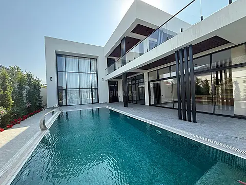 Satılır 7 otaqlı həyət evi 500 m²