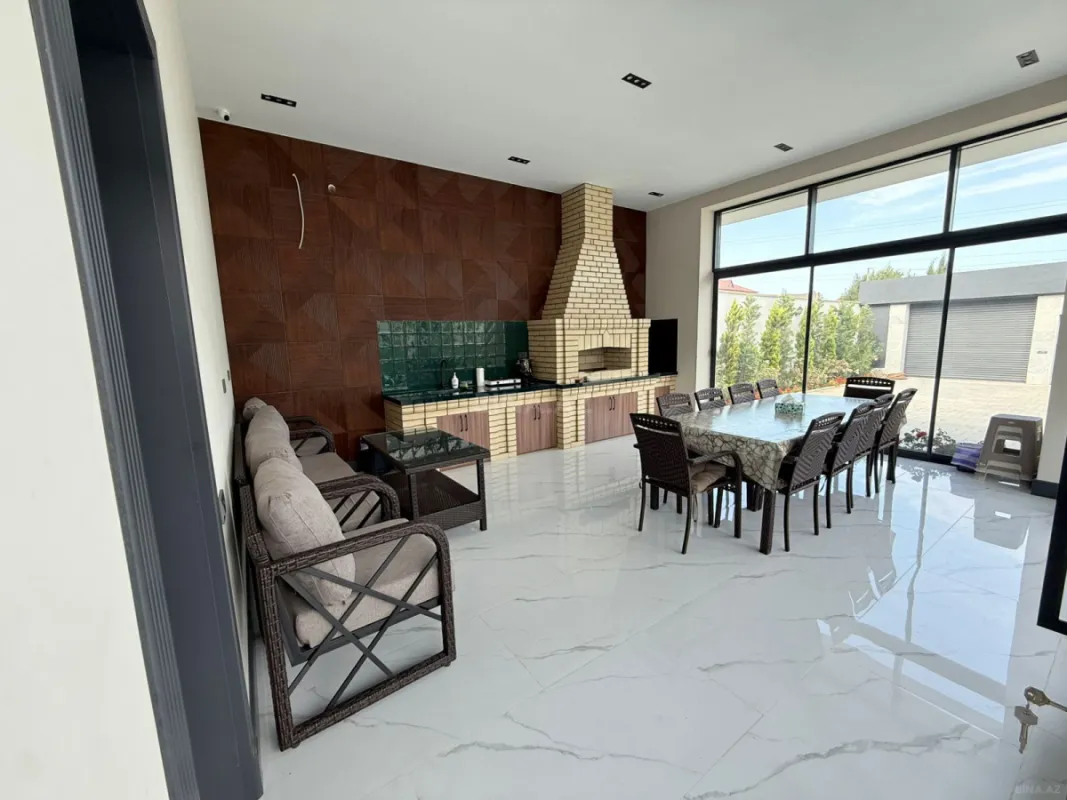 Satılır 7 otaqlı həyət evi 500 m²