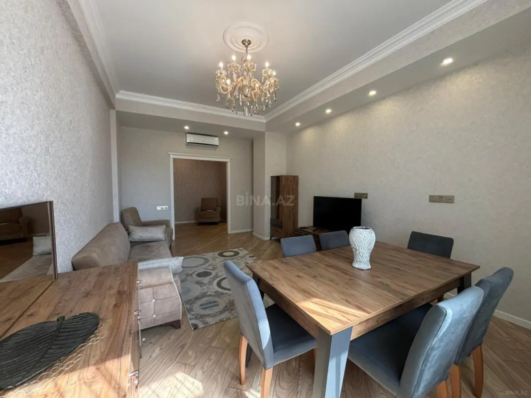 Kirayə verilir 2 otaqlı mənzil 96 m²
