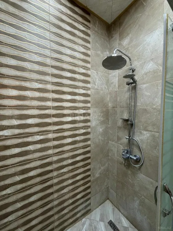 Kirayə verilir 2 otaqlı mənzil 96 m²