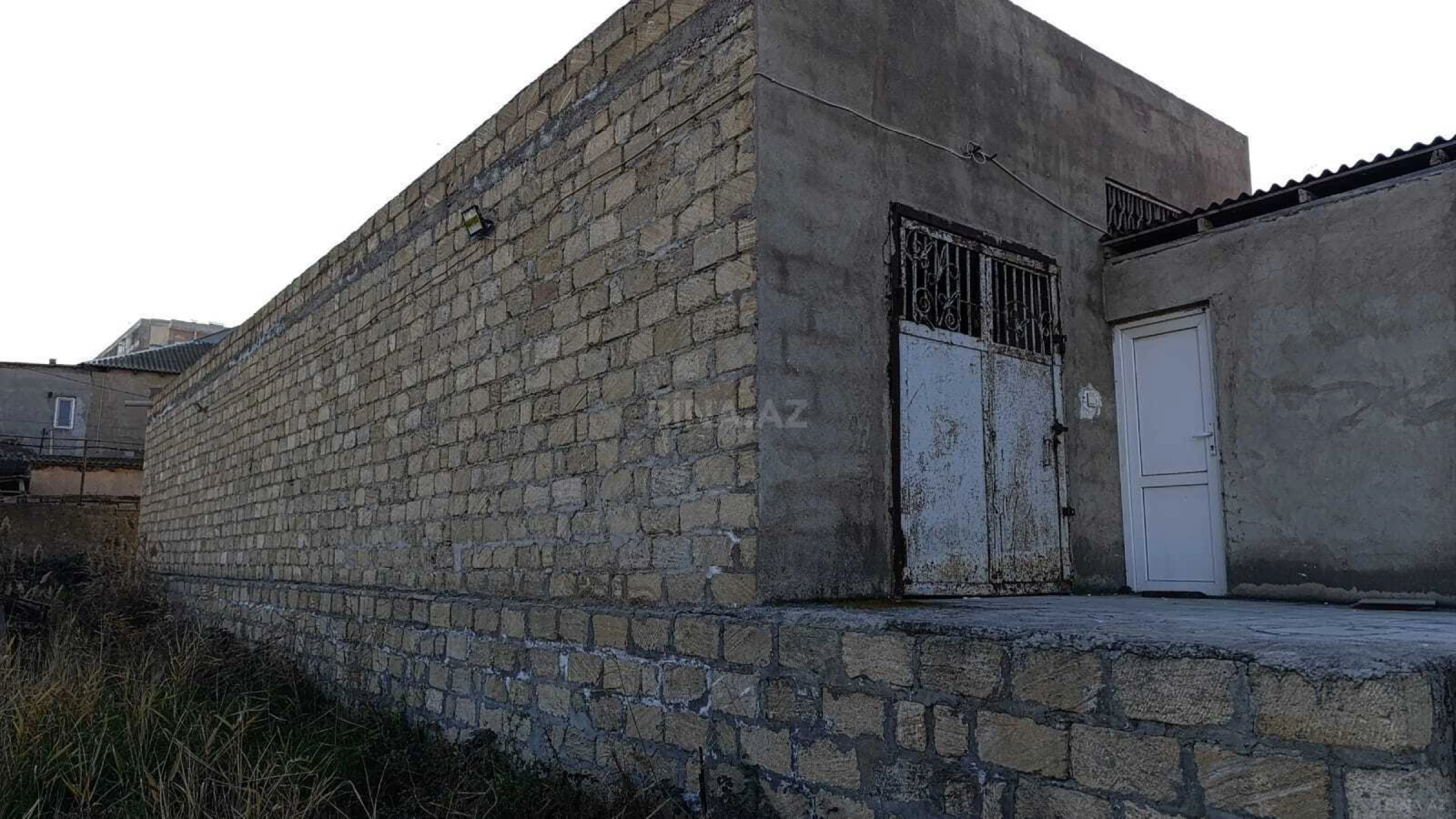 Kirayə verilir obyekt 100 m²