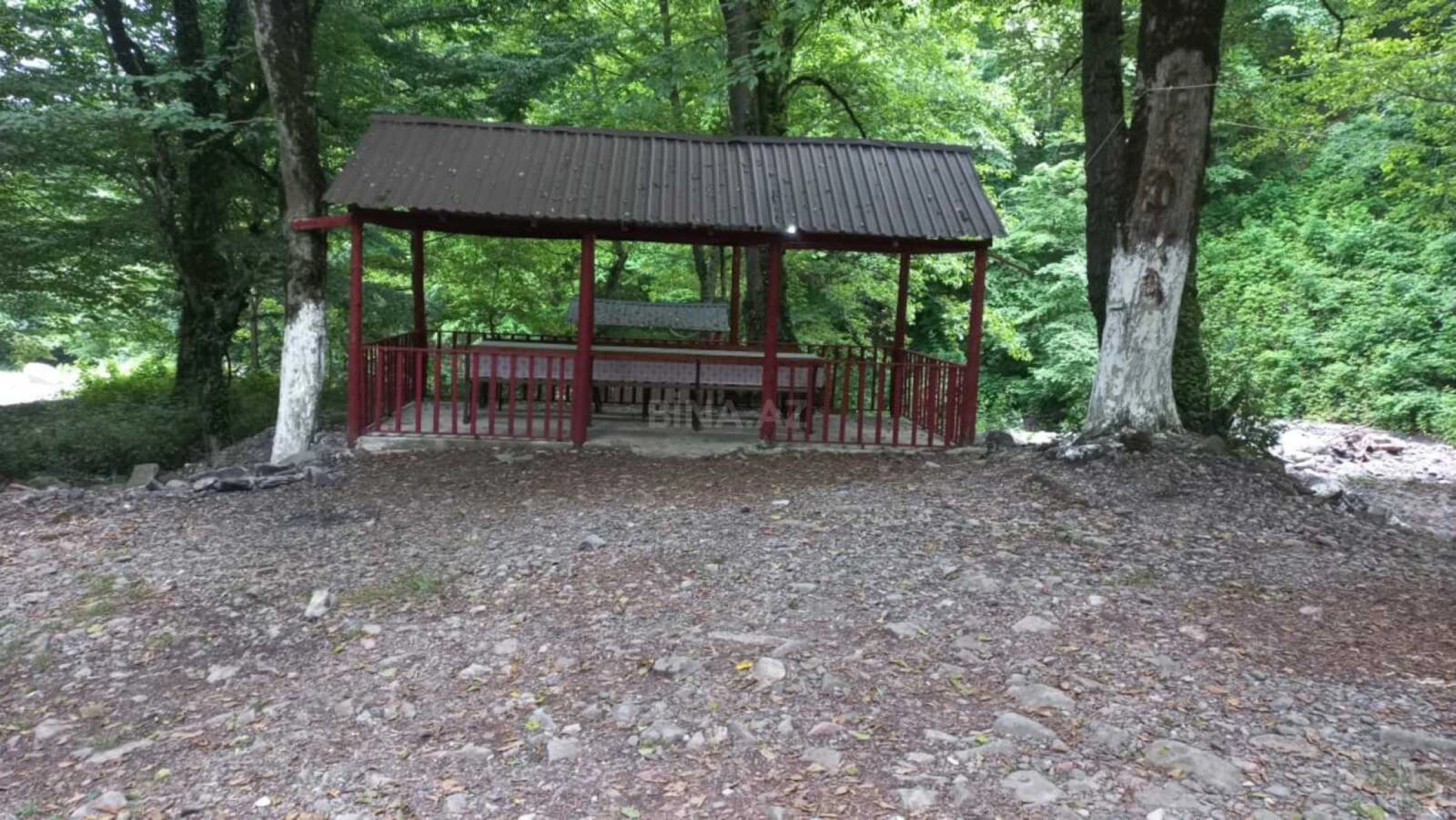 Satılır obyekt 3000 m²