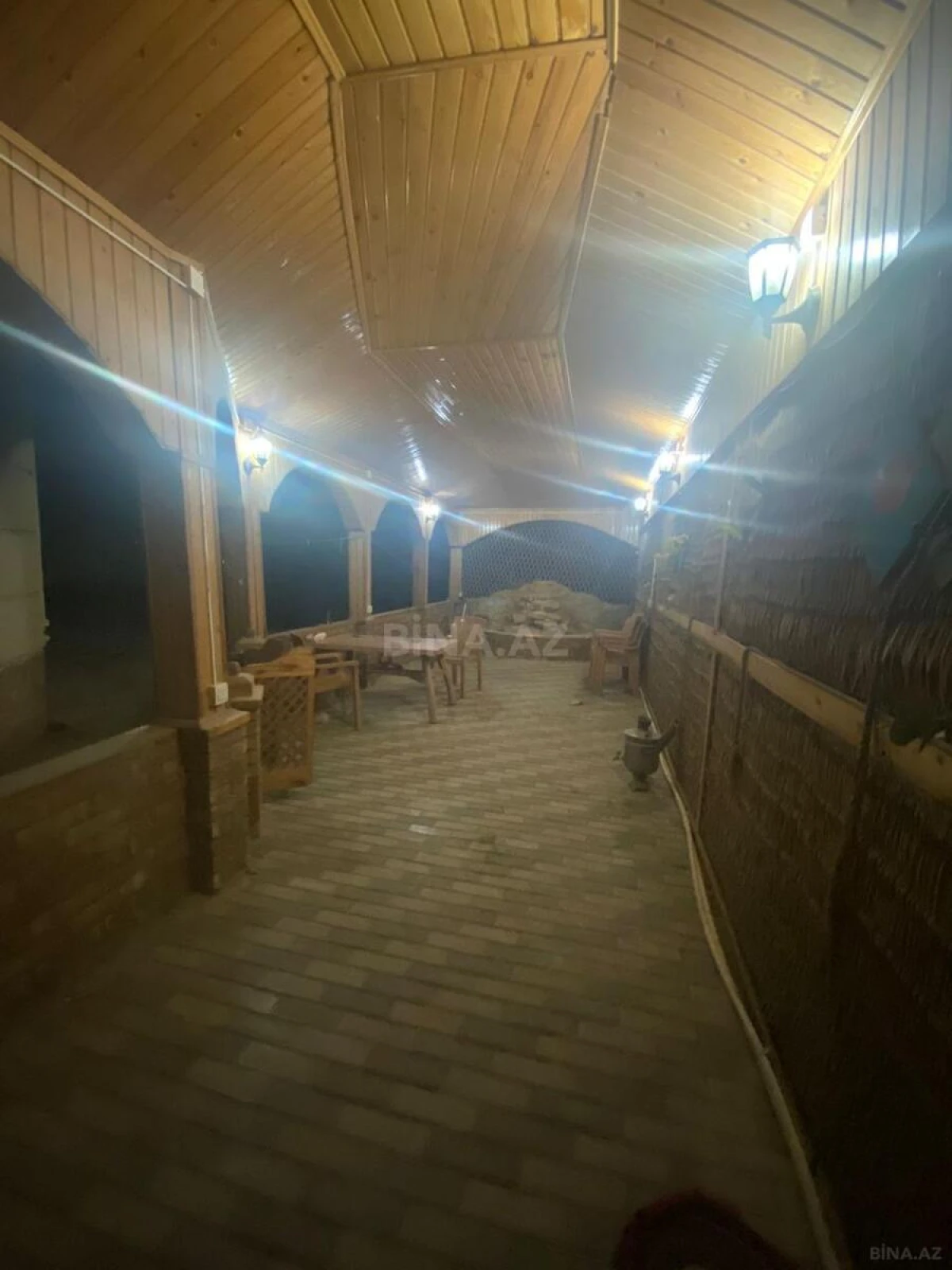 Satılır 5 otaqlı həyət evi 400 m²