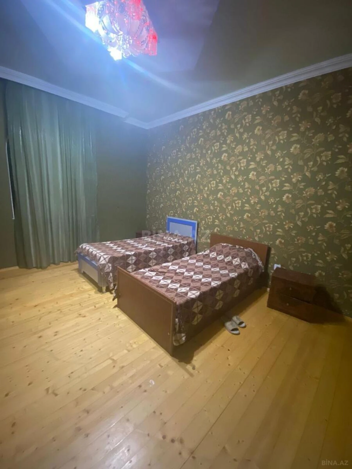 Satılır 5 otaqlı həyət evi 400 m²