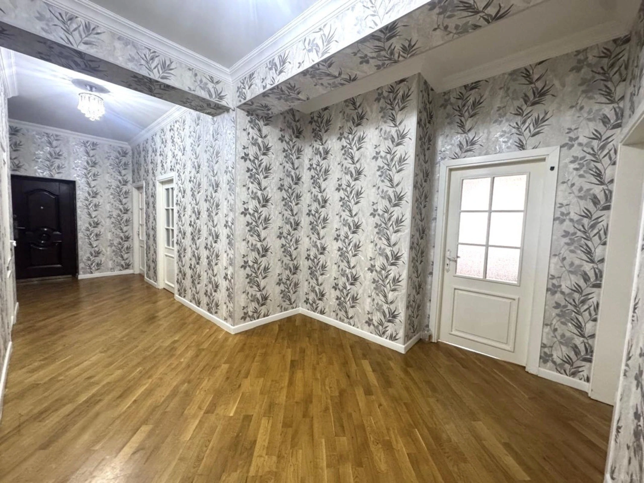 Kirayə verilir 3 otaqlı mənzil 125 m²