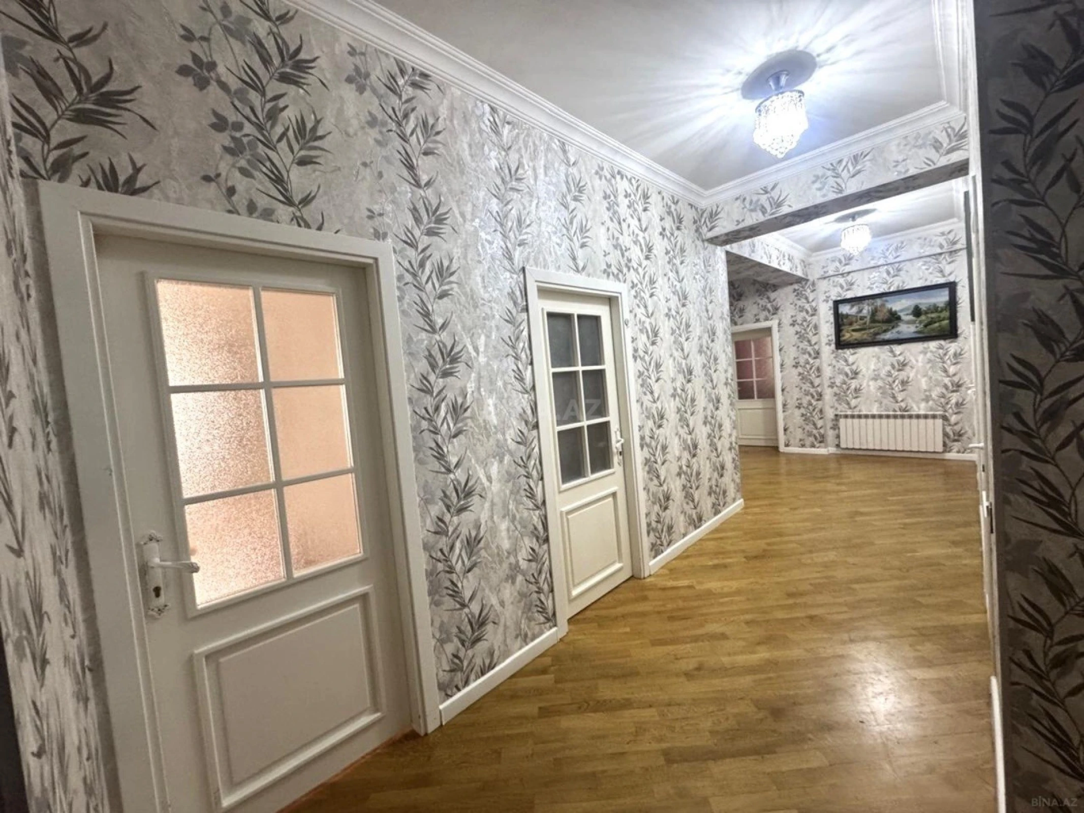 Kirayə verilir 3 otaqlı mənzil 125 m²