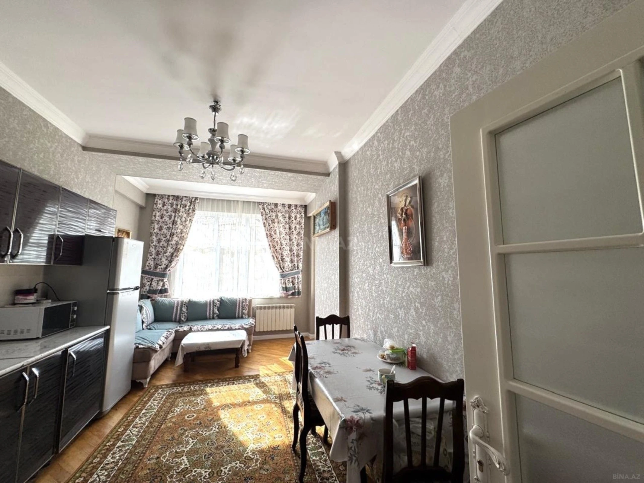 Kirayə verilir 3 otaqlı mənzil 125 m²