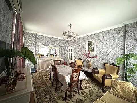 Kirayə verilir 3 otaqlı mənzil 125 m²