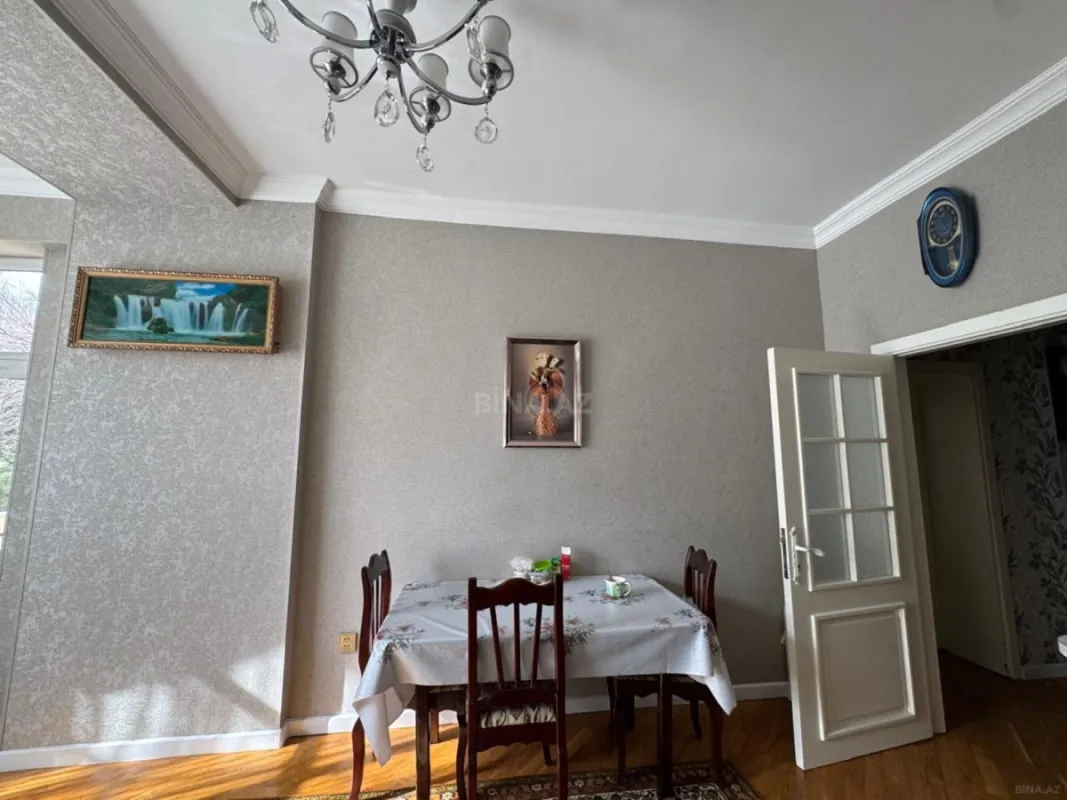 Kirayə verilir 3 otaqlı mənzil 125 m²