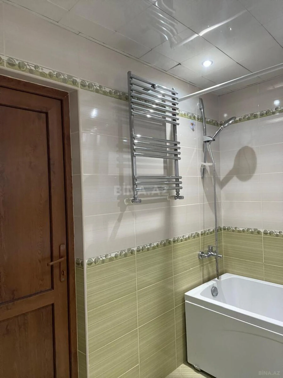 Satılır 2 otaqlı mənzil 69 m²