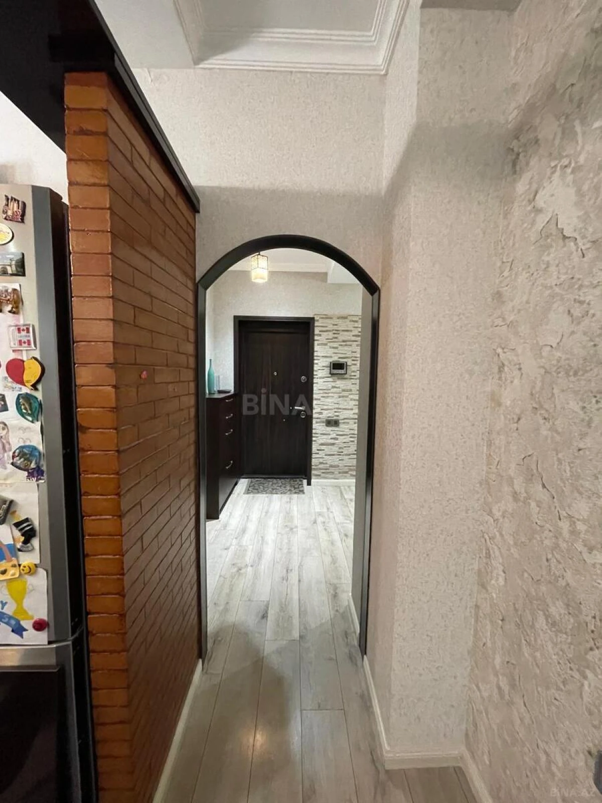 Satılır 2 otaqlı mənzil 69 m²