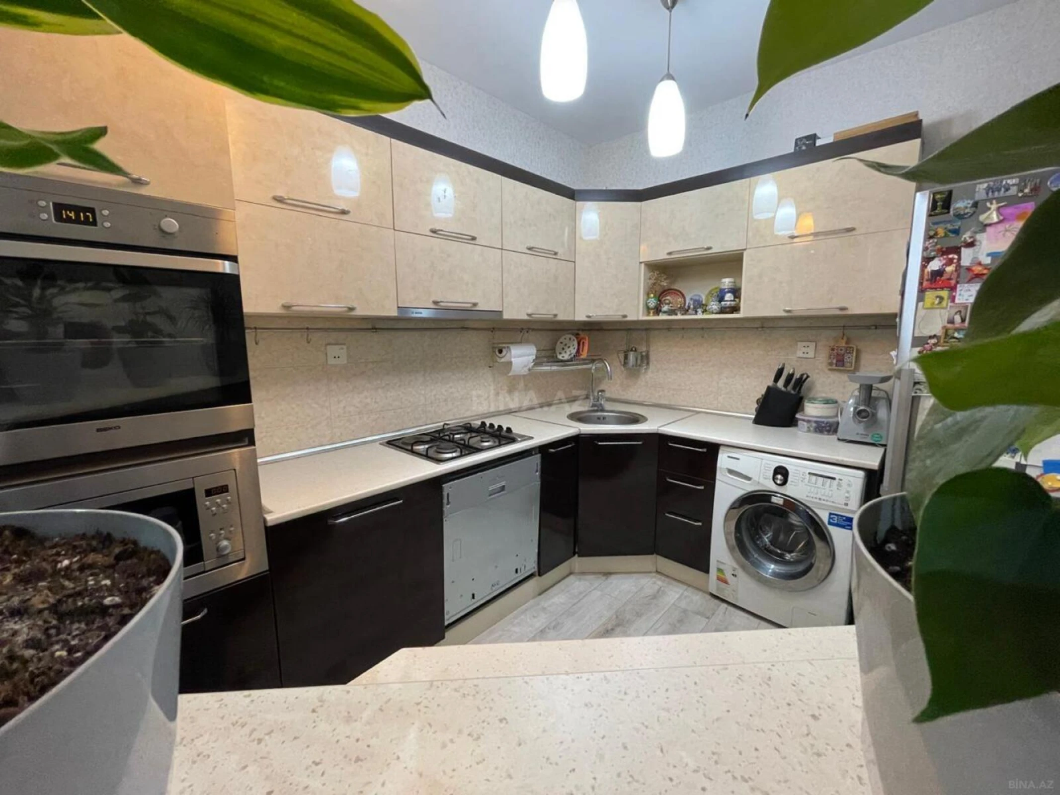 Satılır 2 otaqlı mənzil 69 m²