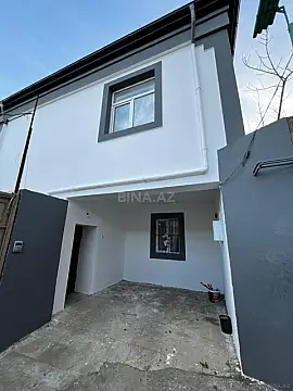 Satılır 6 otaqlı həyət evi 200 m²
