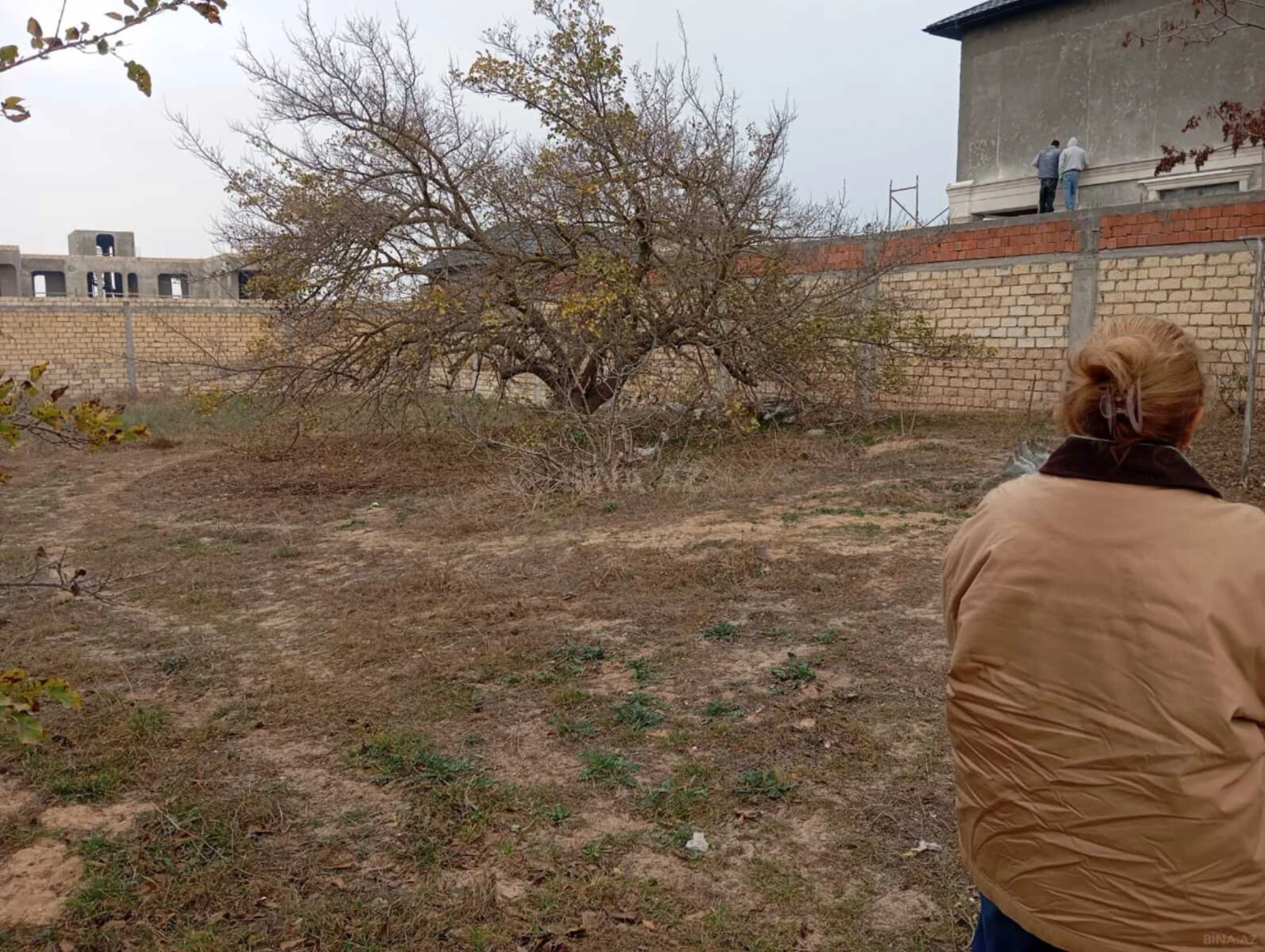 Satılır torpaq sahəsi 12 m²