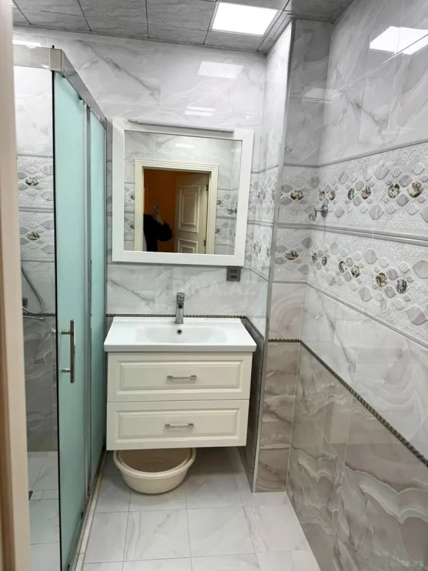 Satılır 2 otaqlı mənzil 80 m²