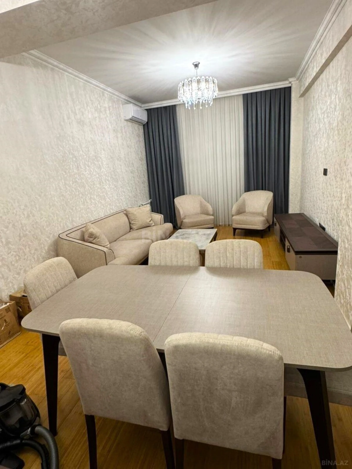 Satılır 2 otaqlı mənzil 80 m²