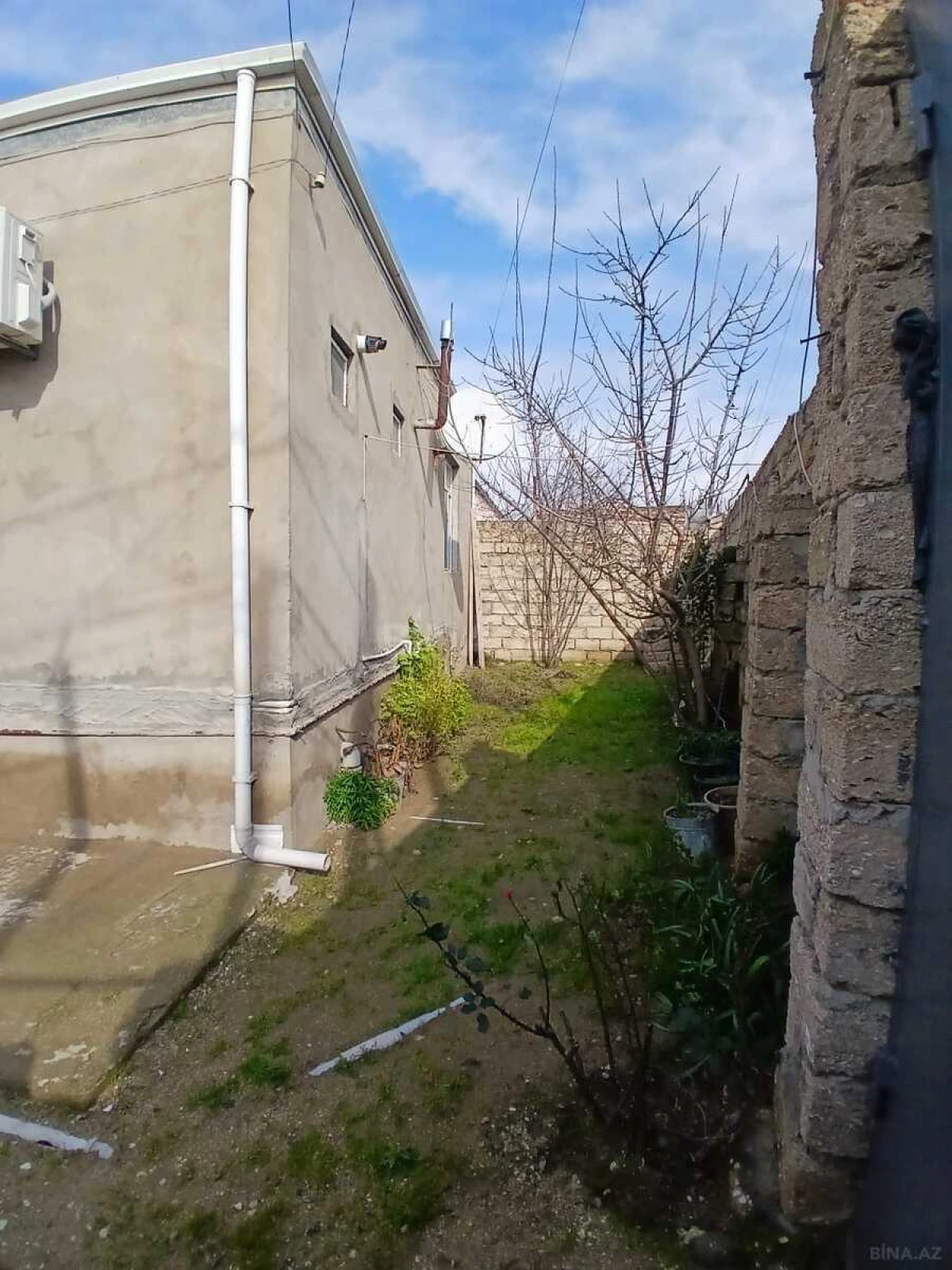 Satılır 2 otaqlı həyət evi 55 m²