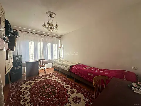 Satılır 4 otaqlı mənzil 105 m²