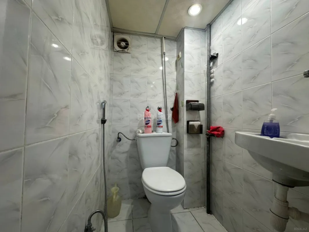 Satılır 4 otaqlı mənzil 105 m²