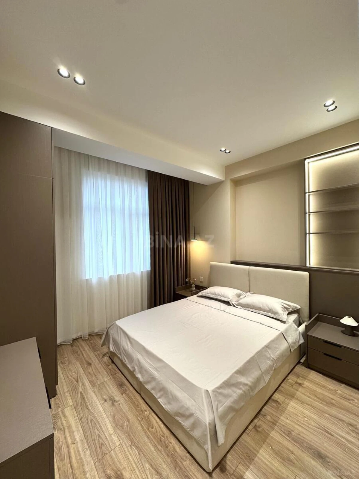 Satılır 2 otaqlı mənzil 52 m²