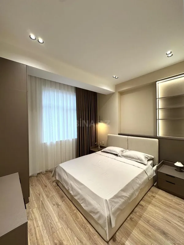 Satılır 2 otaqlı mənzil 52 m²