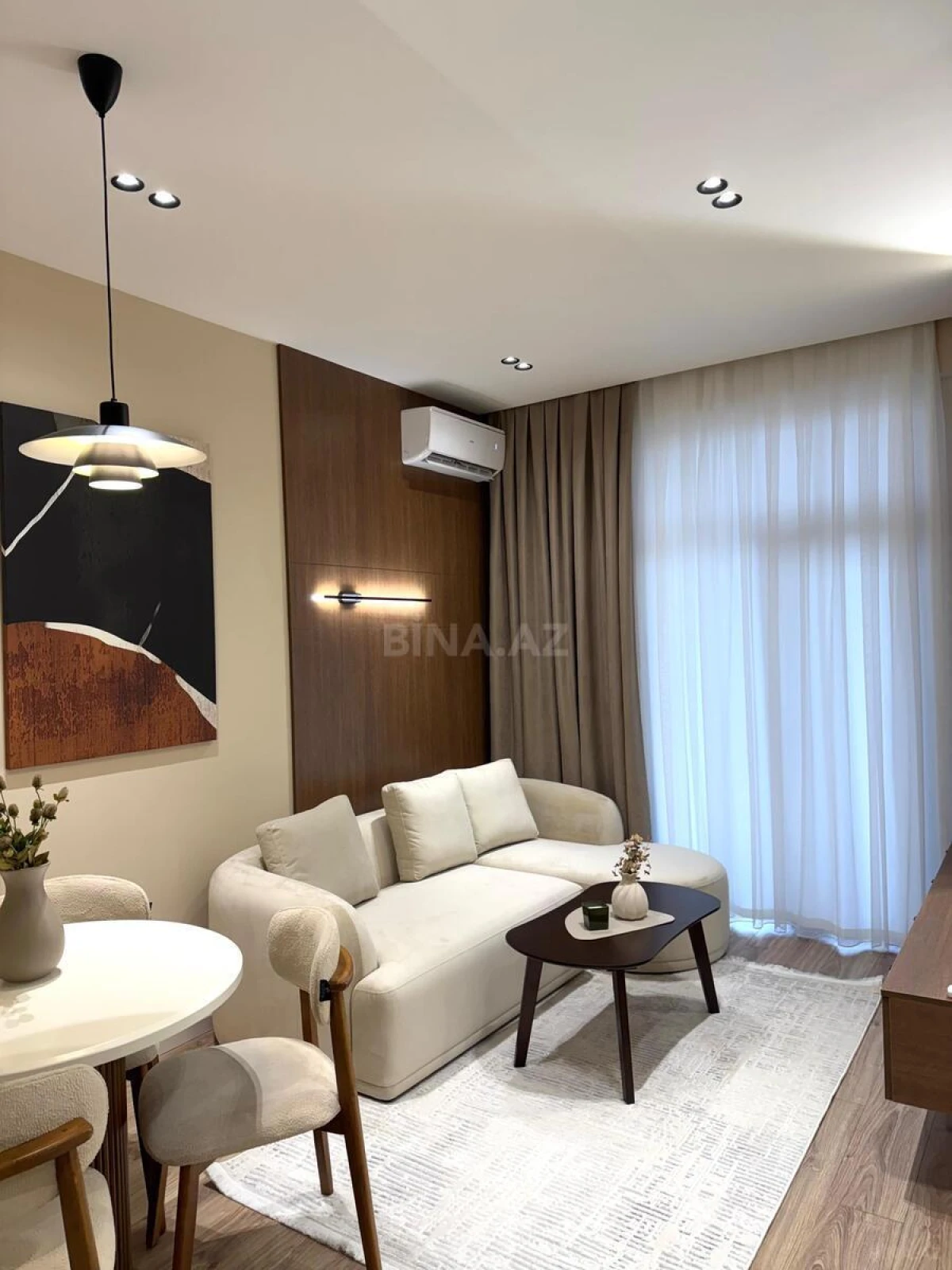 Satılır 2 otaqlı mənzil 52 m²
