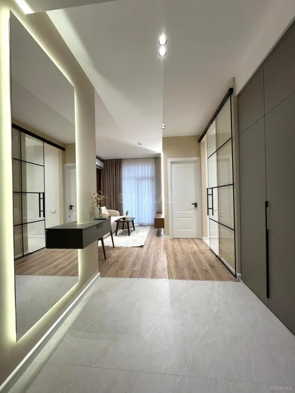 Satılır 2 otaqlı mənzil 52 m²