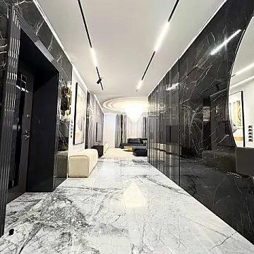 Satılır 5 otaqlı mənzil 213 m²