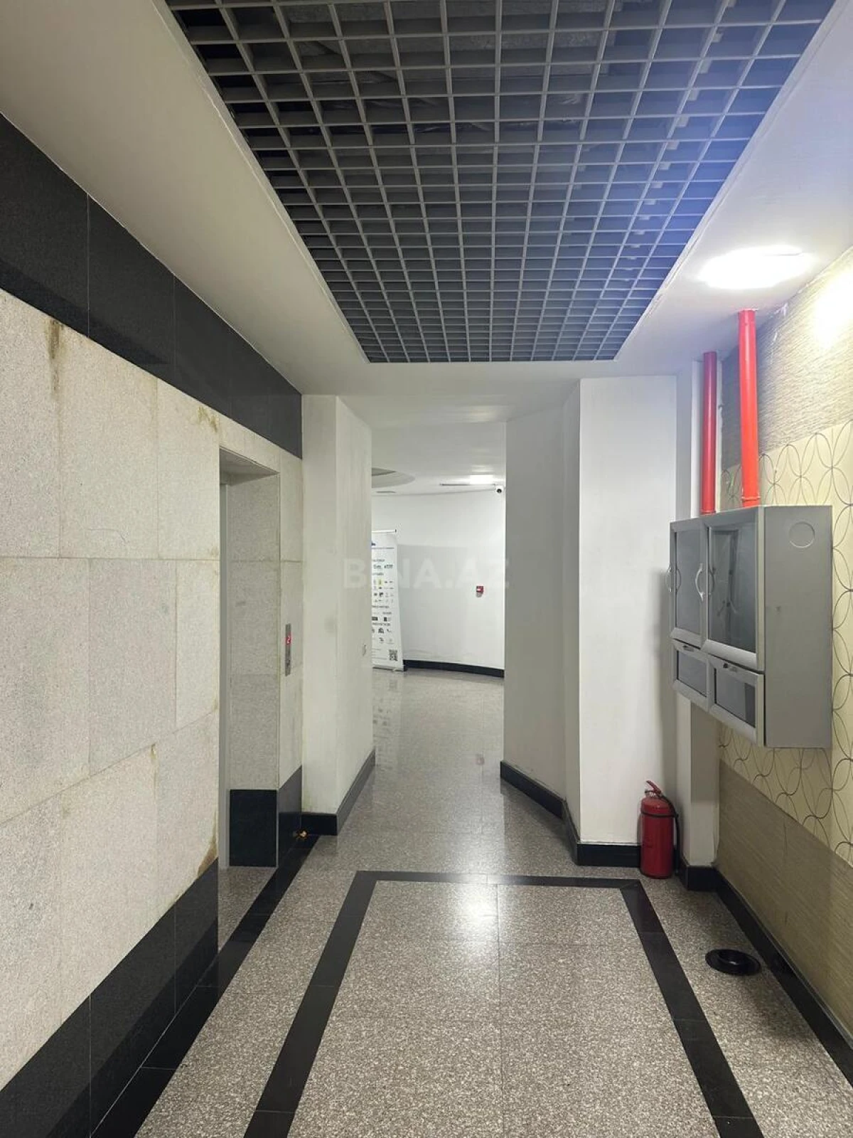 Kirayə verilir 4 otaqlı ofis 146 m²