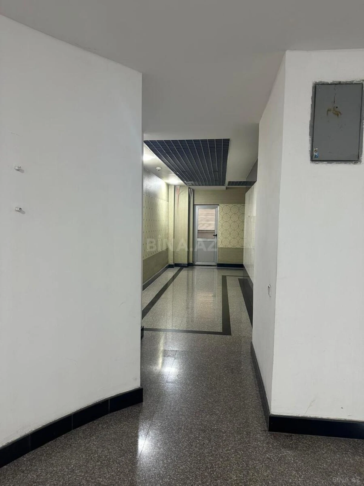 Kirayə verilir 4 otaqlı ofis 146 m²