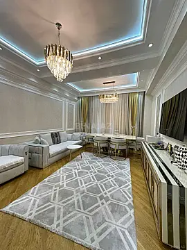 Satılır 2 otaqlı mənzil 95 m²