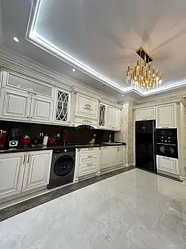 Satılır 2 otaqlı mənzil 95 m²