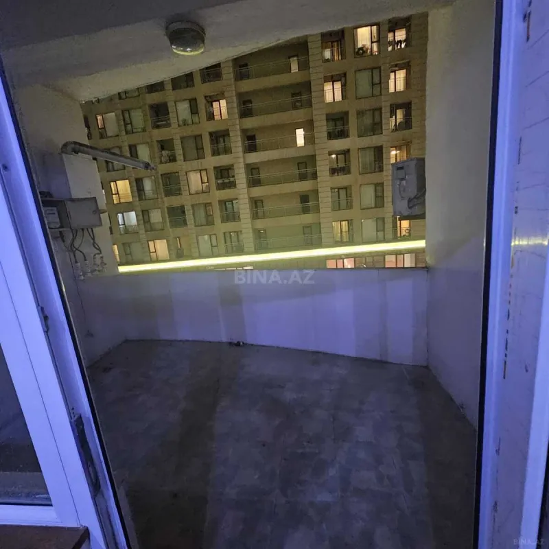Kirayə verilir 3 otaqlı mənzil 190 m²
