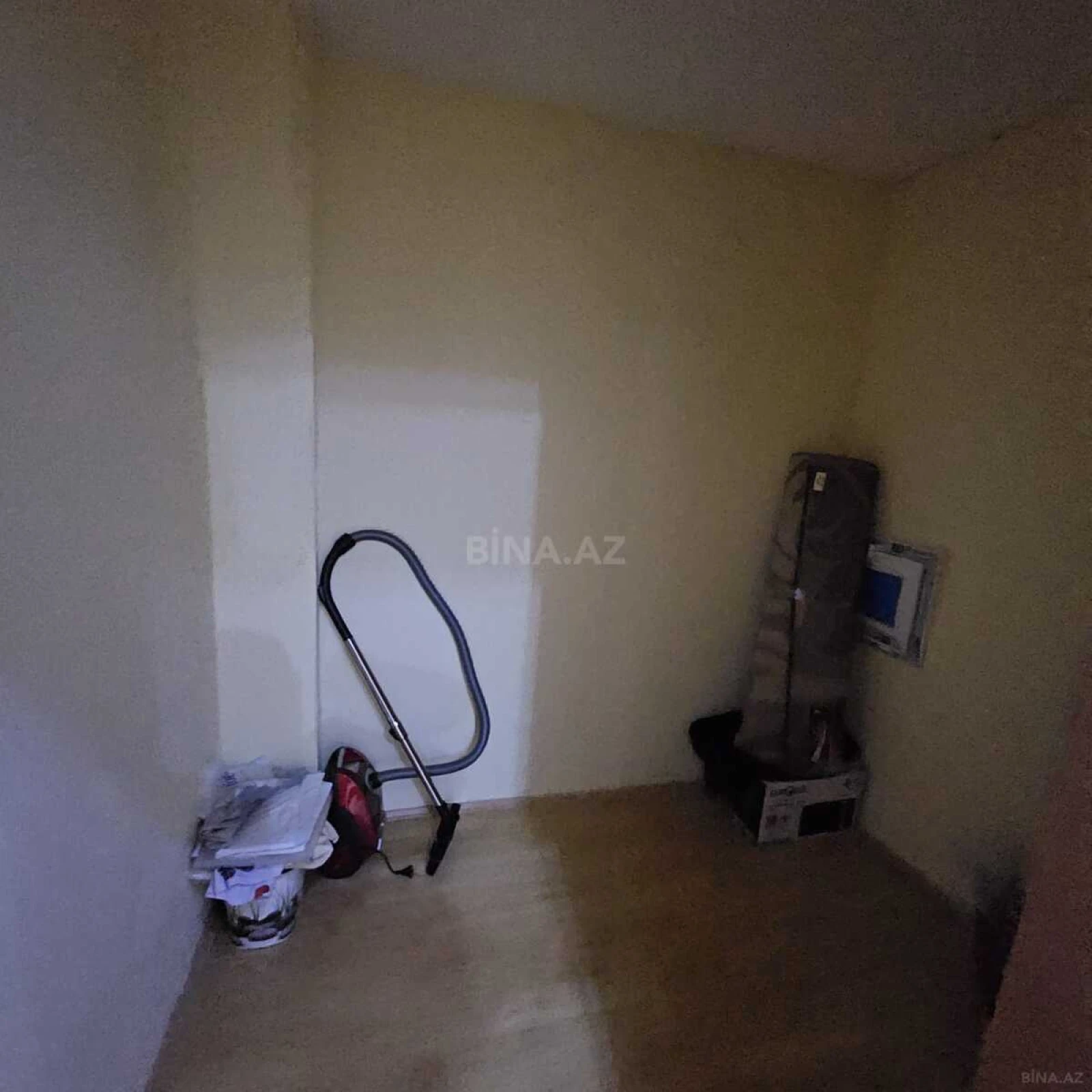 Kirayə verilir 3 otaqlı mənzil 190 m²