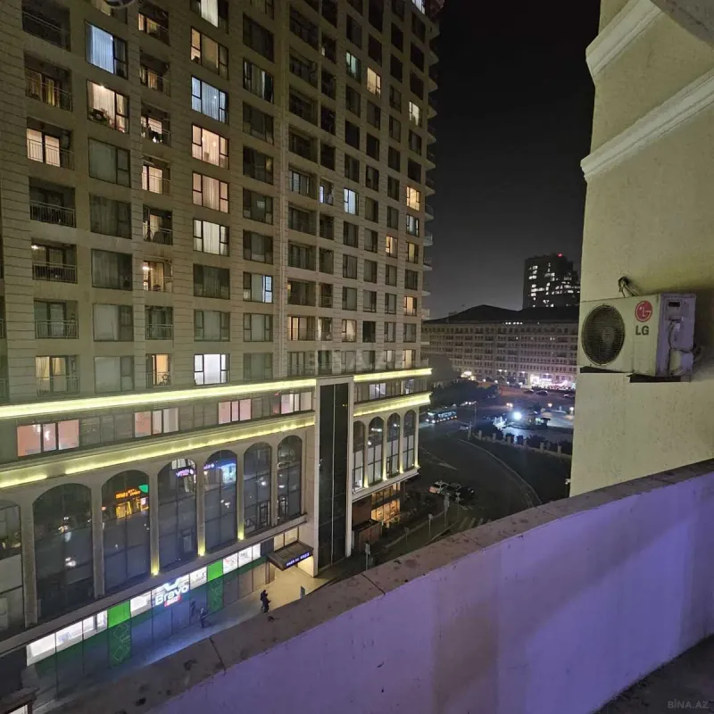 Kirayə verilir 3 otaqlı mənzil 190 m²