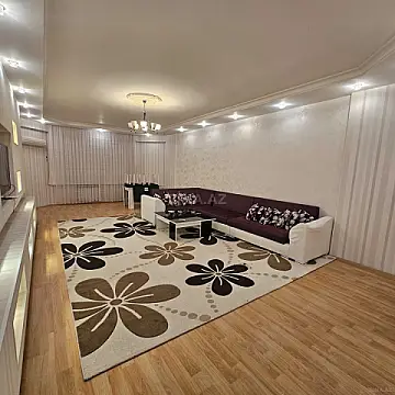 Kirayə verilir 3 otaqlı mənzil 190 m²