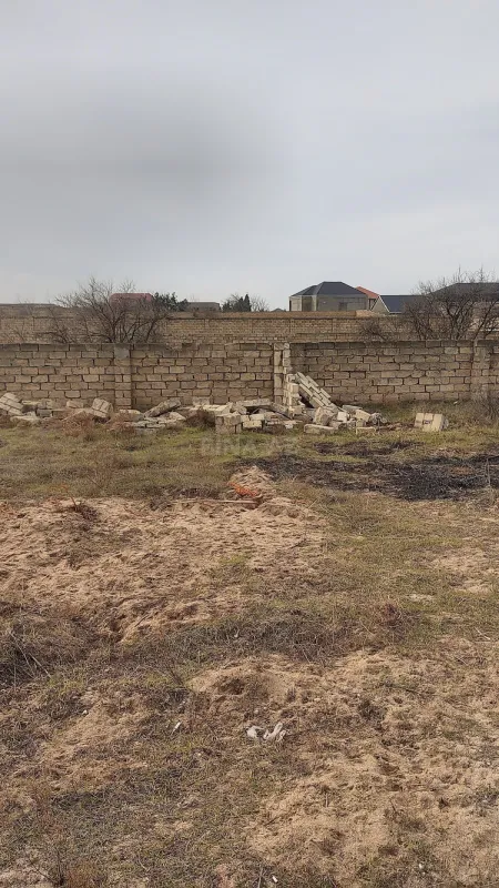 Satılır torpaq sahəsi 2 m²