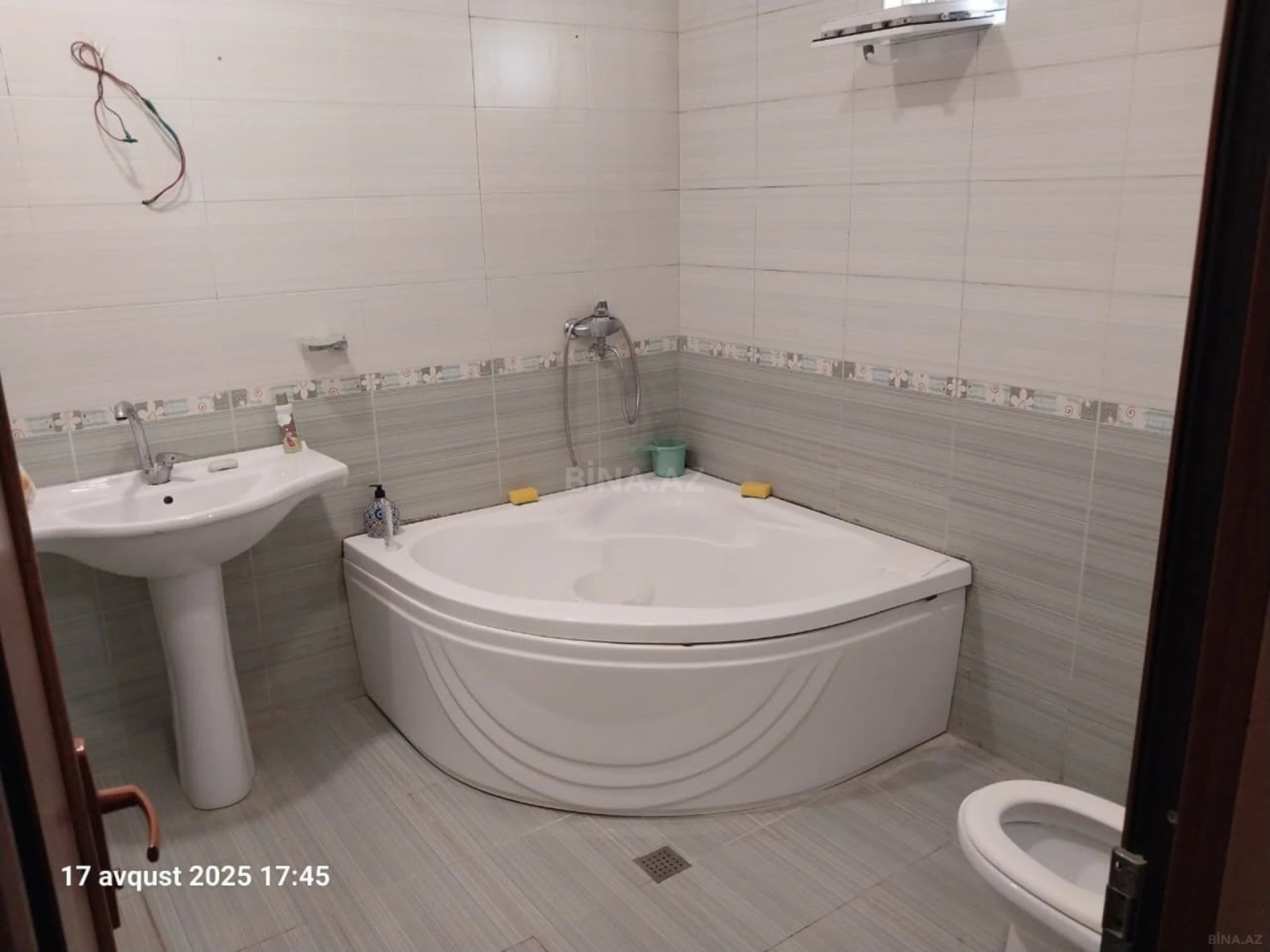 Satılır 4 otaqlı həyət evi 150 m²