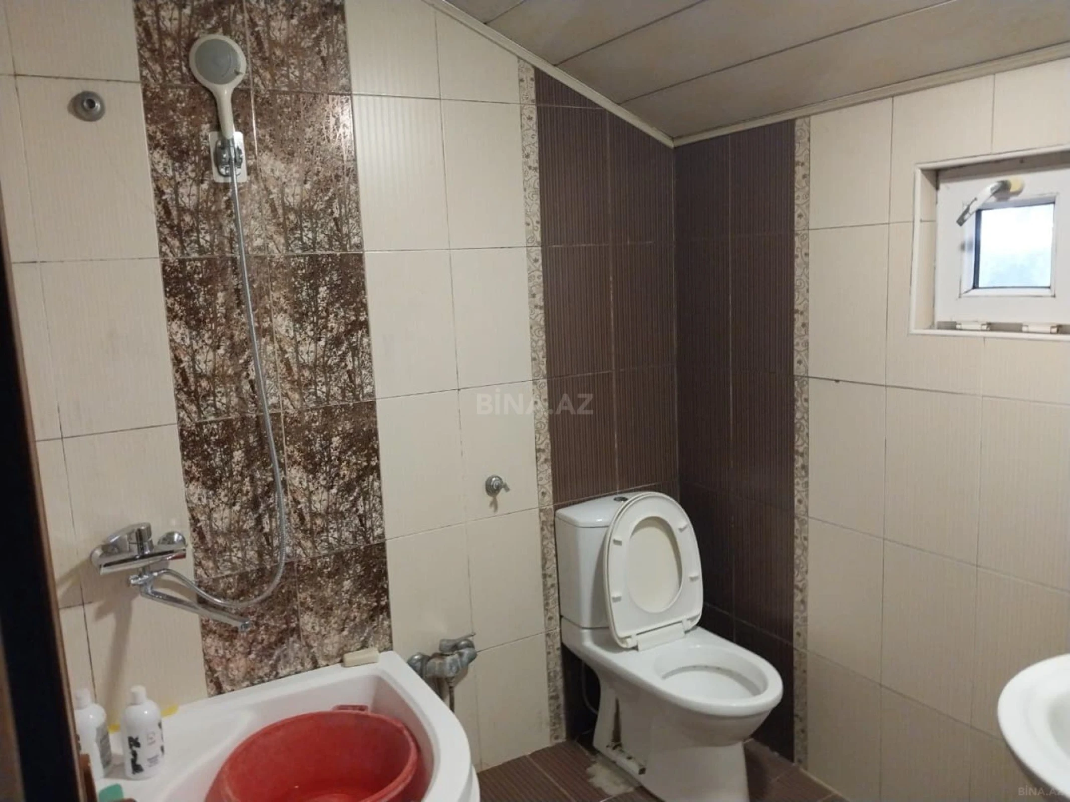 Satılır 4 otaqlı həyət evi 150 m²