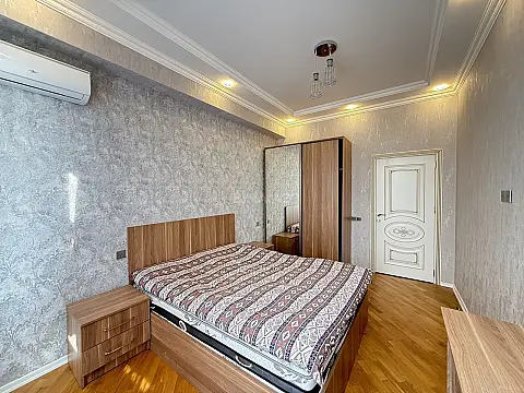 Kirayə verilir 2 otaqlı mənzil 69 m²