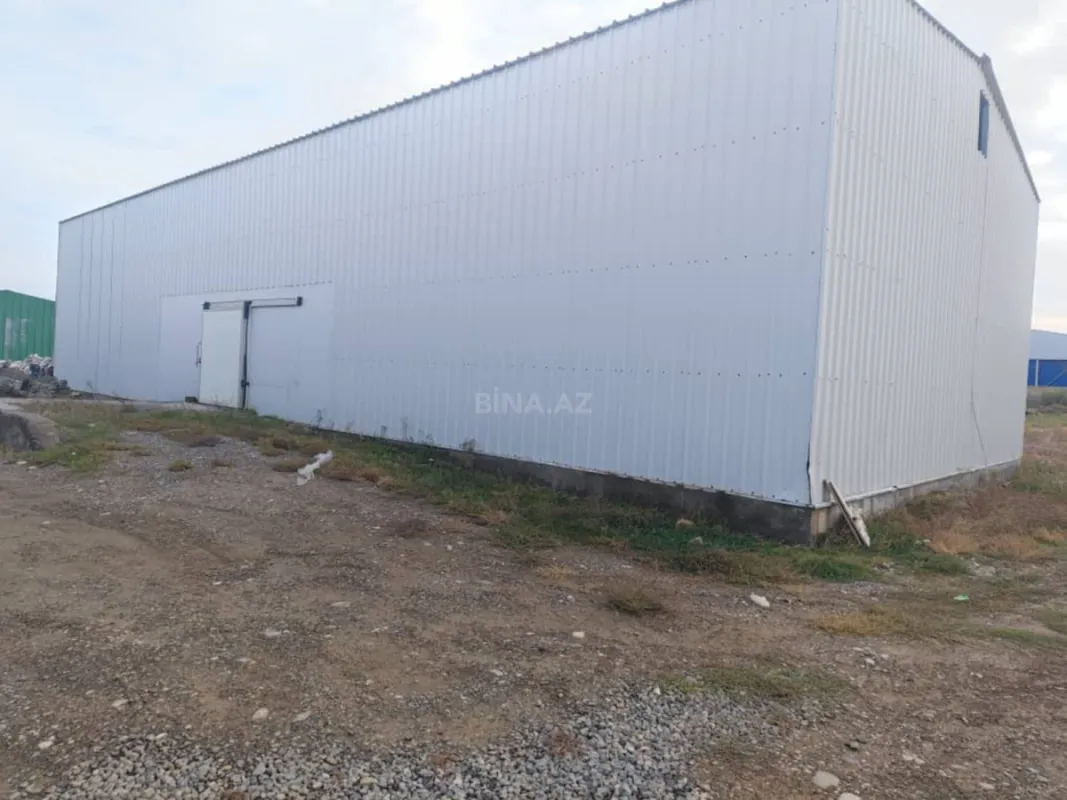 Satılır obyekt 2250 m²