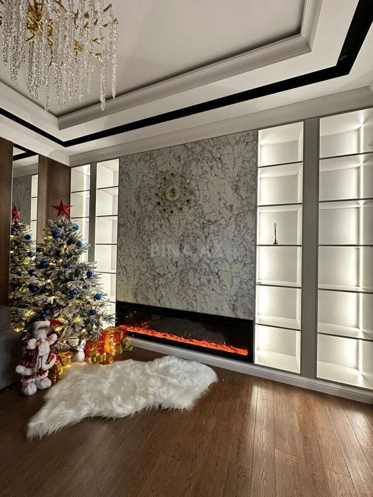 Kirayə verilir 2 otaqlı mənzil 107 m²