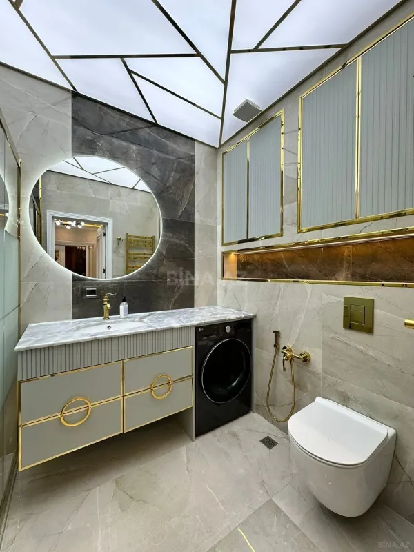 Kirayə verilir 2 otaqlı mənzil 107 m²