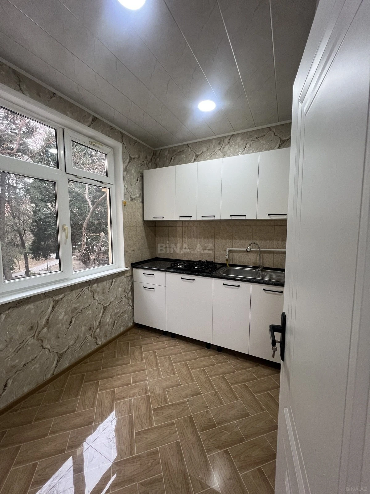 Satılır 2 otaqlı mənzil 55 m²