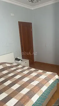 Satılır 4 otaqlı mənzil 124 m²