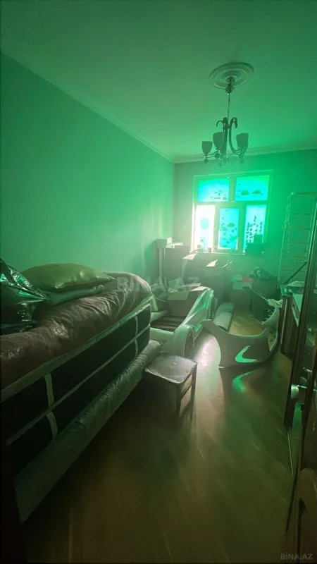 Satılır 4 otaqlı mənzil 124 m²