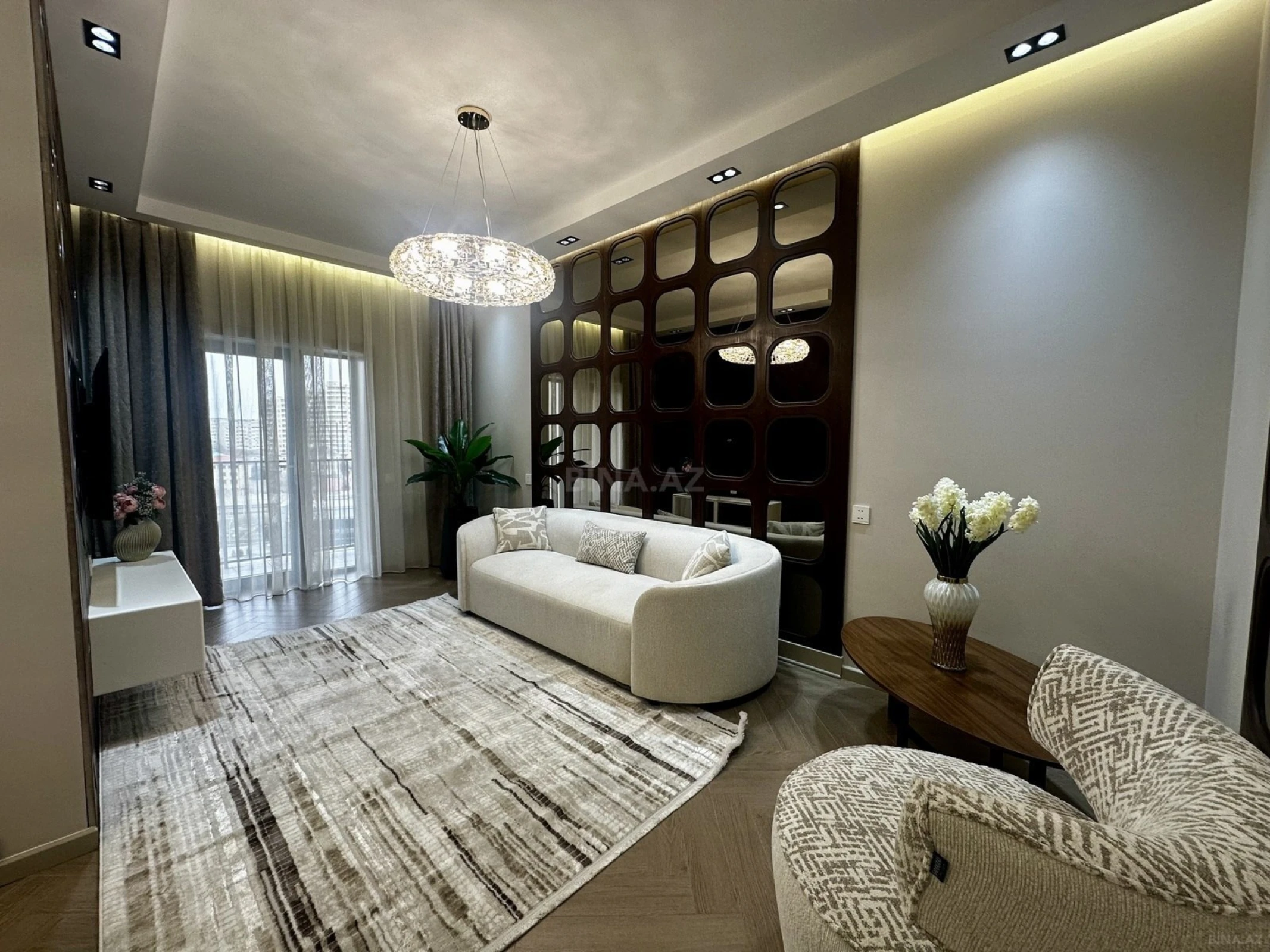 Satılır 2 otaqlı mənzil 68 m²