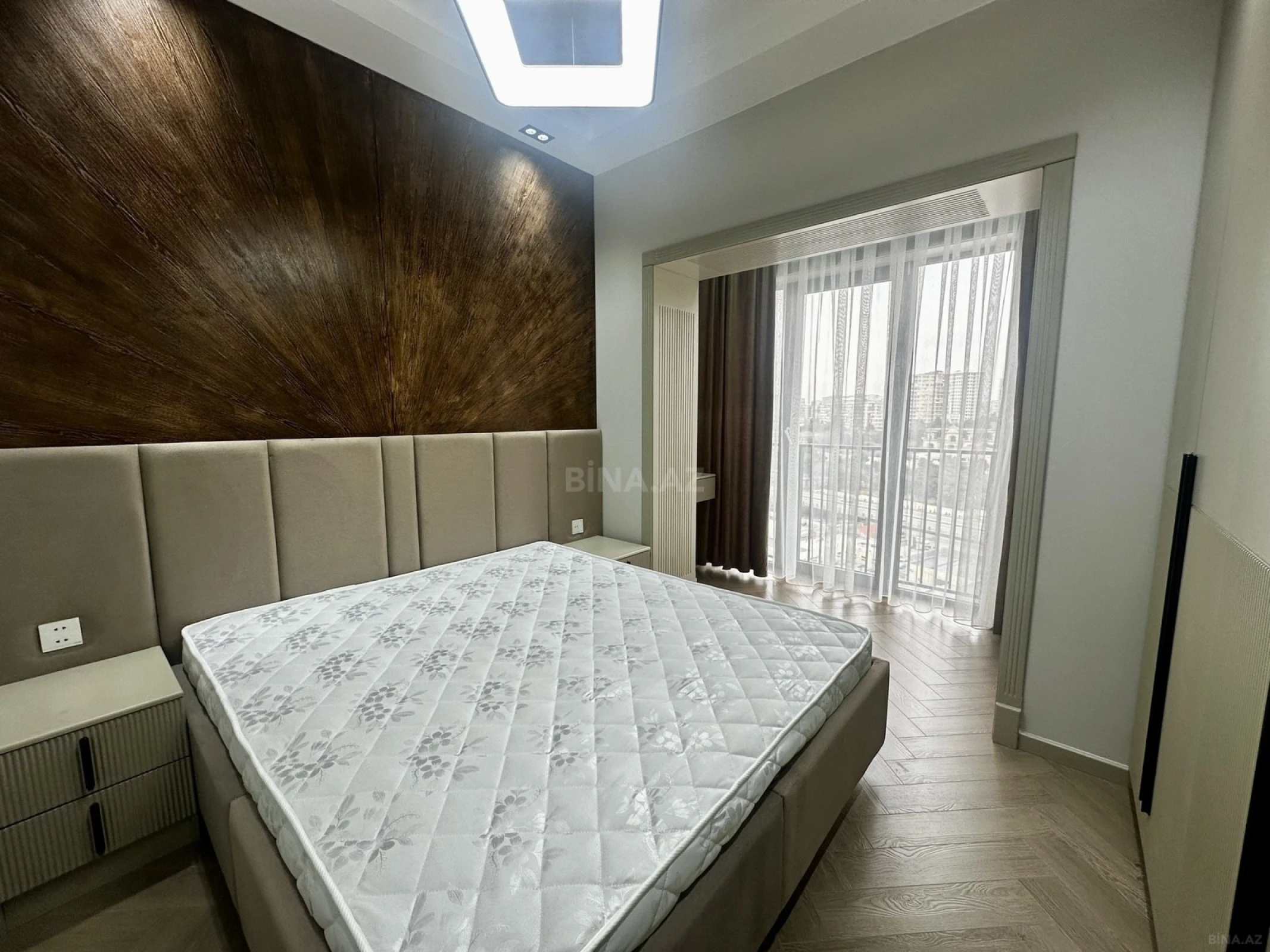 Satılır 2 otaqlı mənzil 68 m²