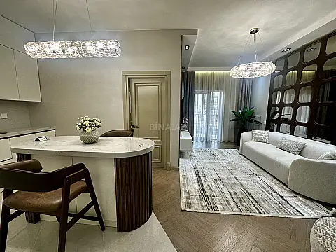 Satılır 2 otaqlı mənzil 68 m²