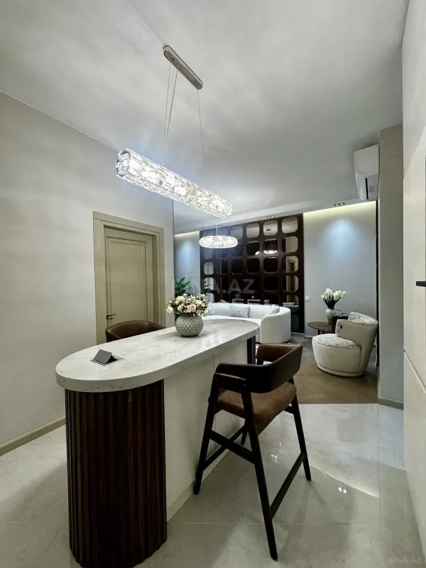 Satılır 2 otaqlı mənzil 68 m²